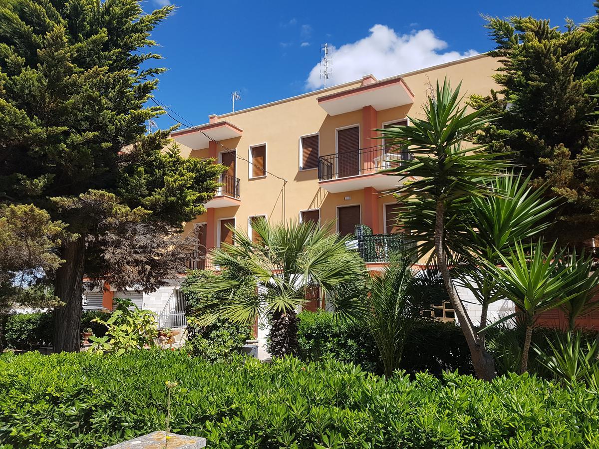 Rivabella Beach Hotell Gallipolli Exteriör bild